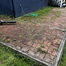 Expert-Brick-Pathway-Cleaning-Removing-Moss-and-Weeds-for-a-Brighter-Vibrant-Finish 0